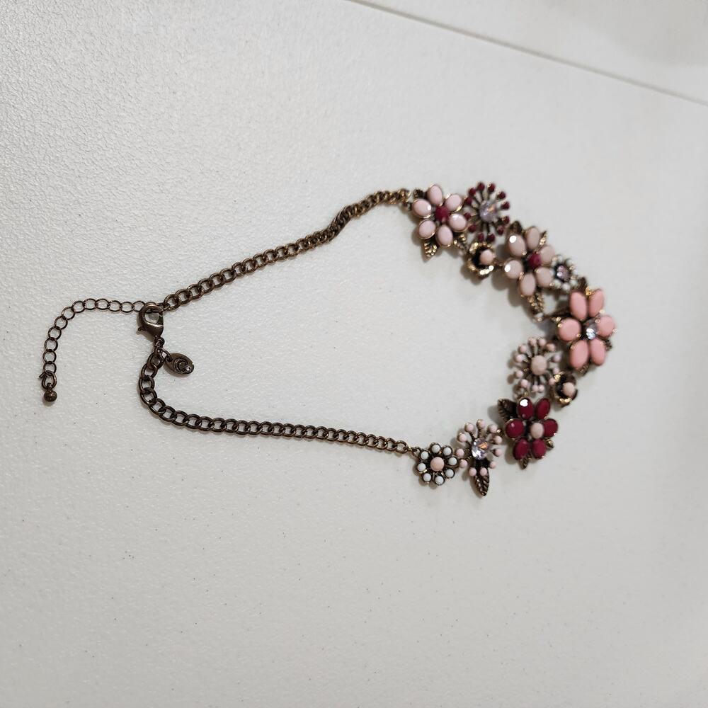 Charming Charlie Vintage Floral Enamel Statement Bib Necklace - Picture 8 of 9